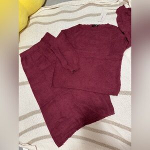 Plush Crewneck Sweater Set in Deep Wine